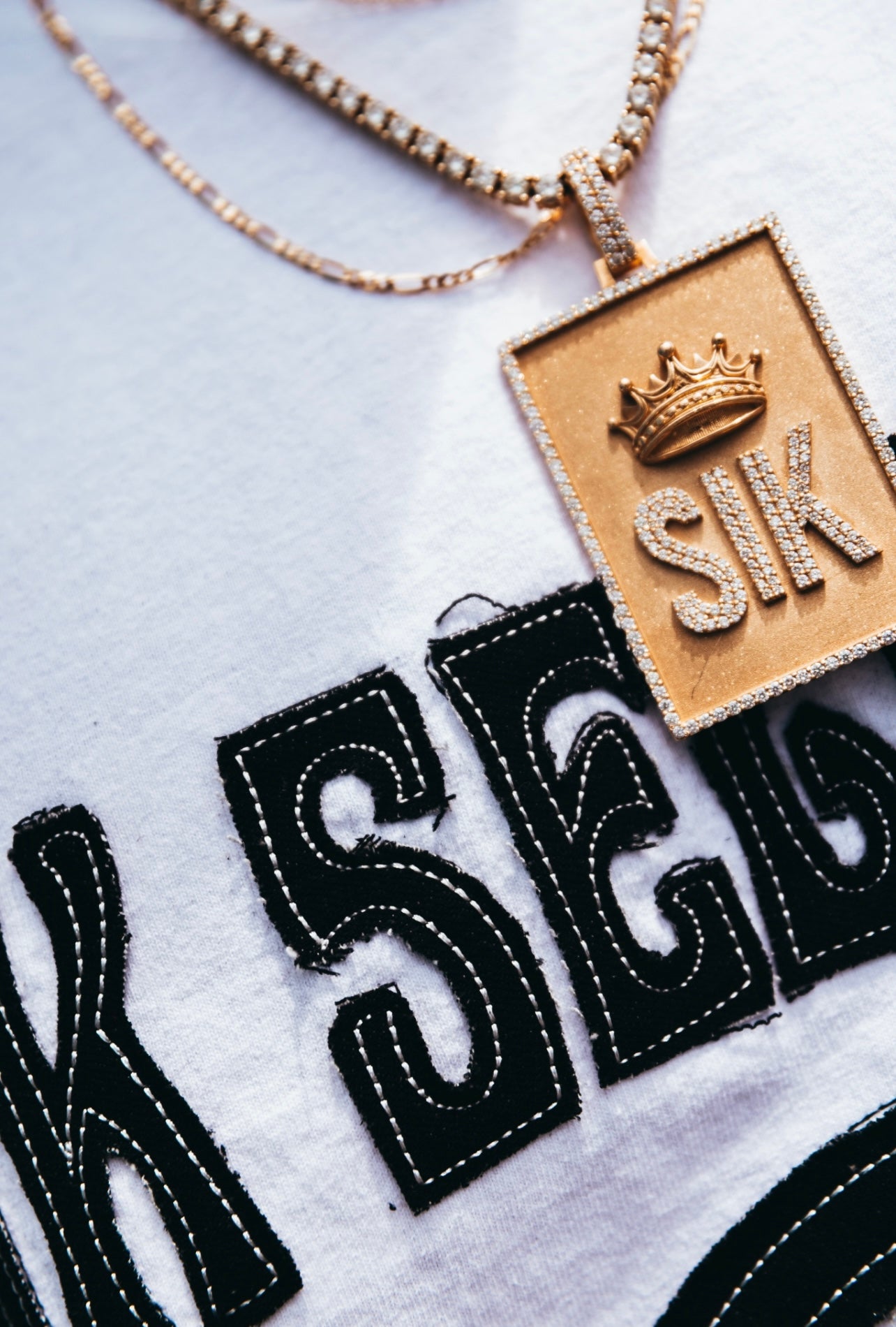 SIK Appliqué Drop Shoulder Tee